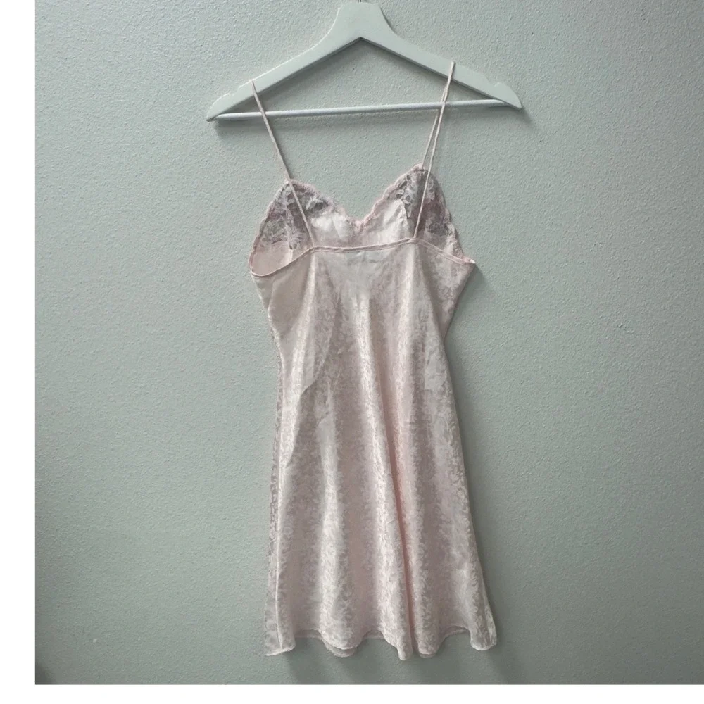 Val Mode Lingerie Nightgown Womens Small Pink Excellent Floral Lace Vintage USA